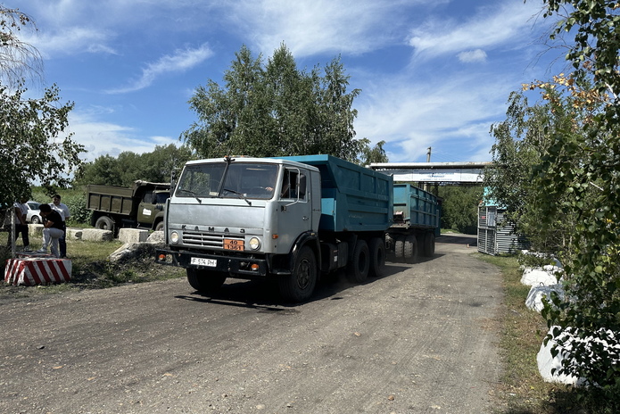 В Усть-Каменогорске плохо покупают уголь из-за дождей